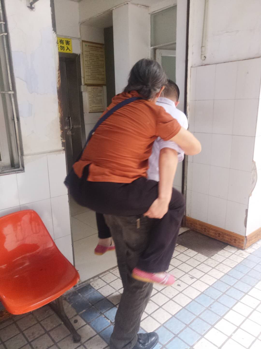 亚洲精品巨爆乳无码大乳巨