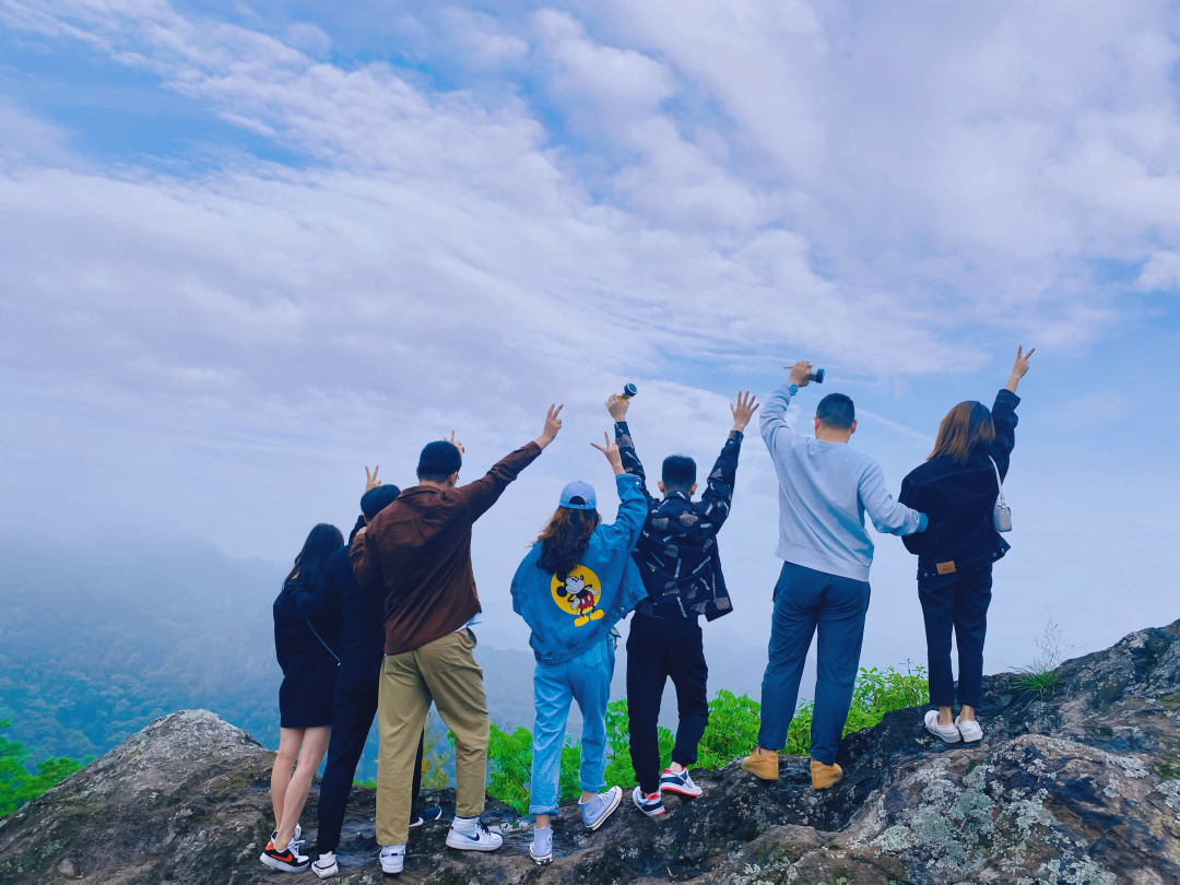 新春佳节，马仁奇峰邀请所有医务人员全家免费游马仁！