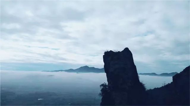 亚洲精品巨爆乳无码大乳巨