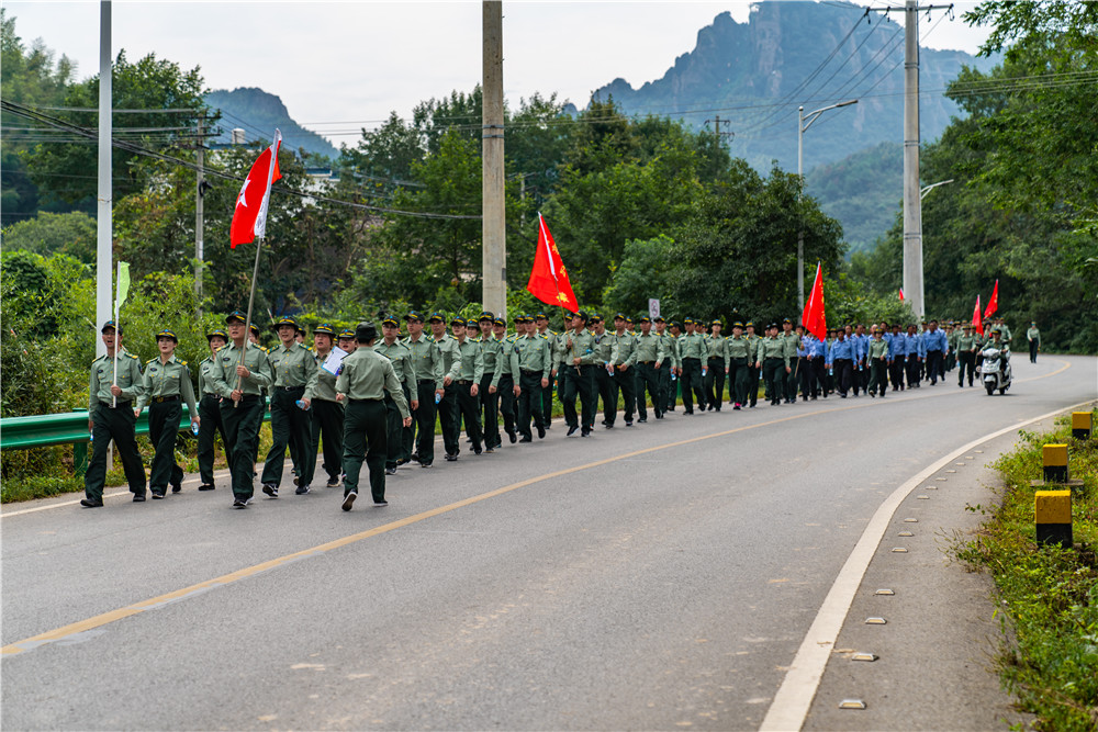 亚洲精品巨爆乳无码大乳巨