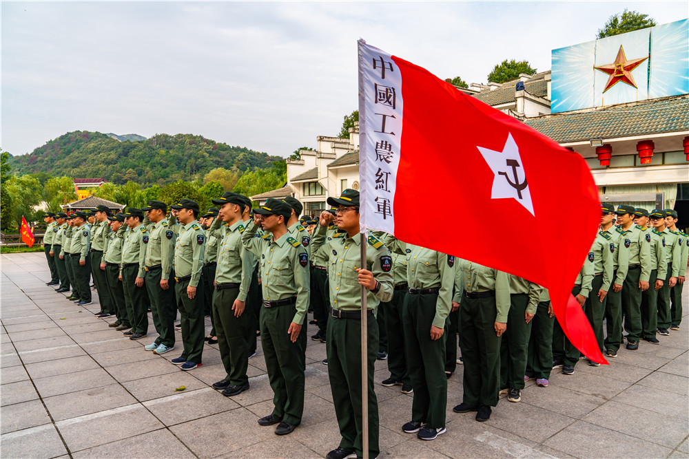 亚洲精品巨爆乳无码大乳巨