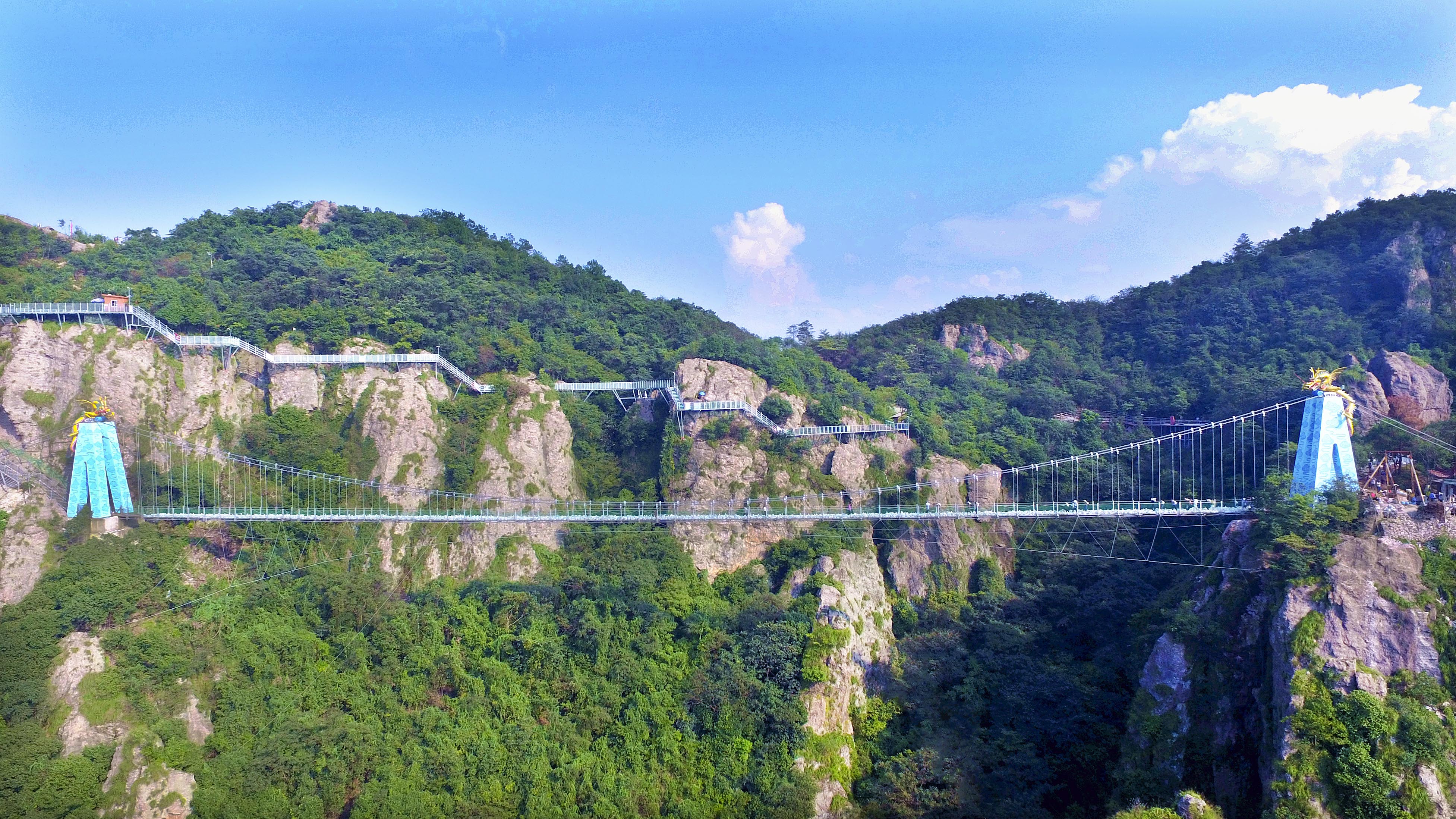 亚洲精品巨爆乳无码大乳巨