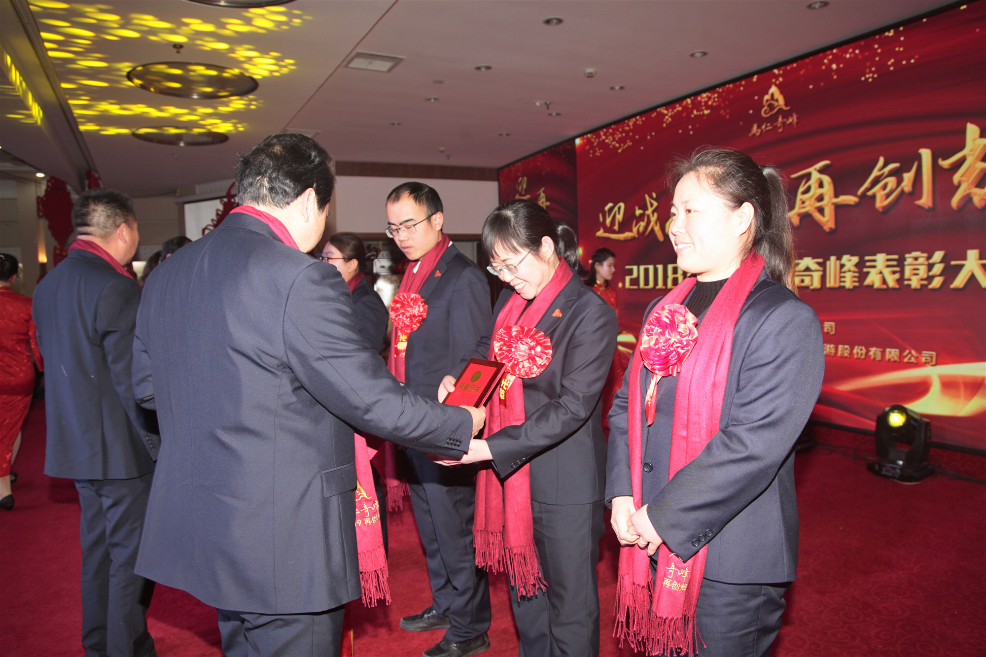 亚洲精品巨爆乳无码大乳巨