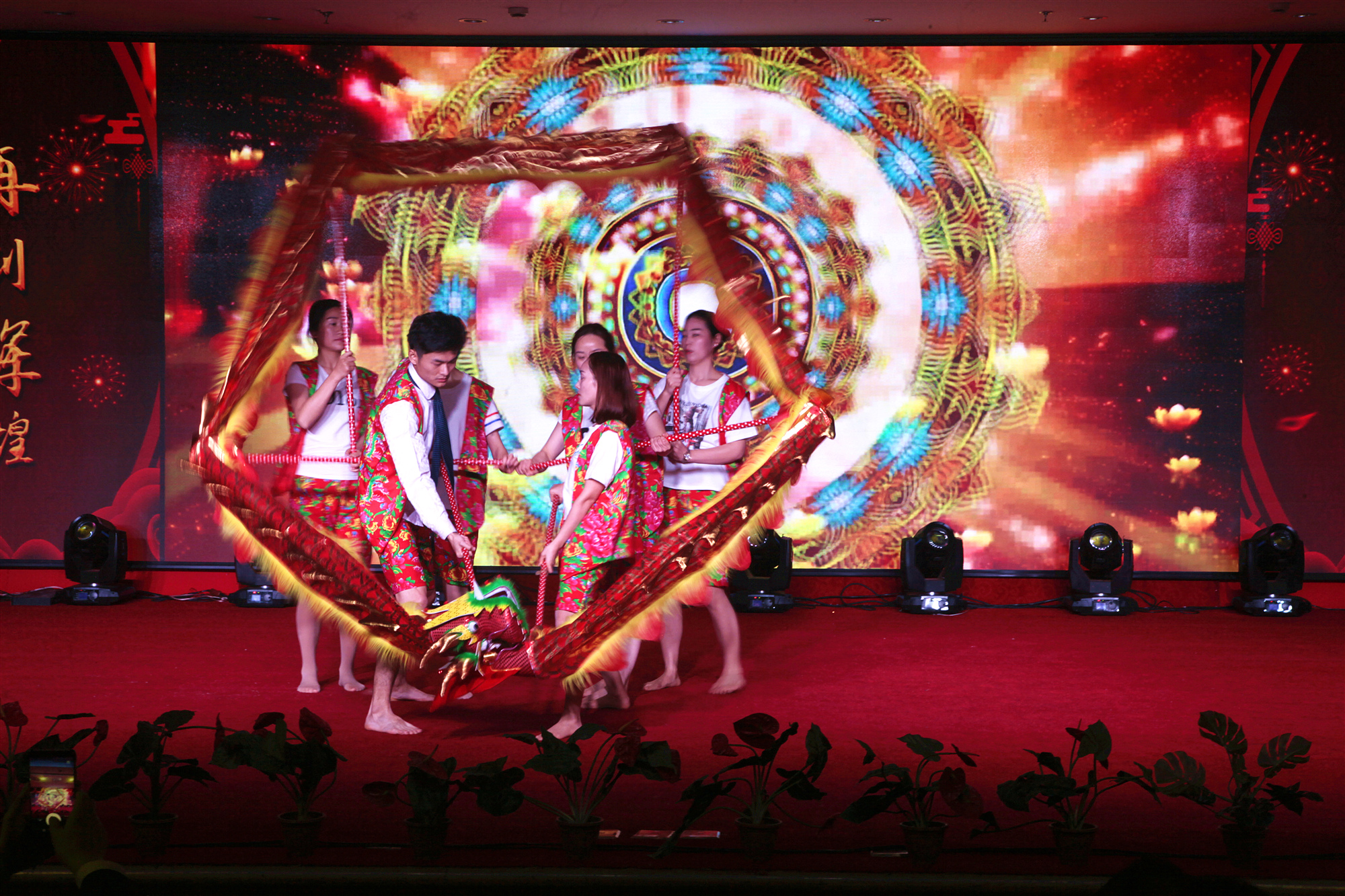 亚洲精品巨爆乳无码大乳巨