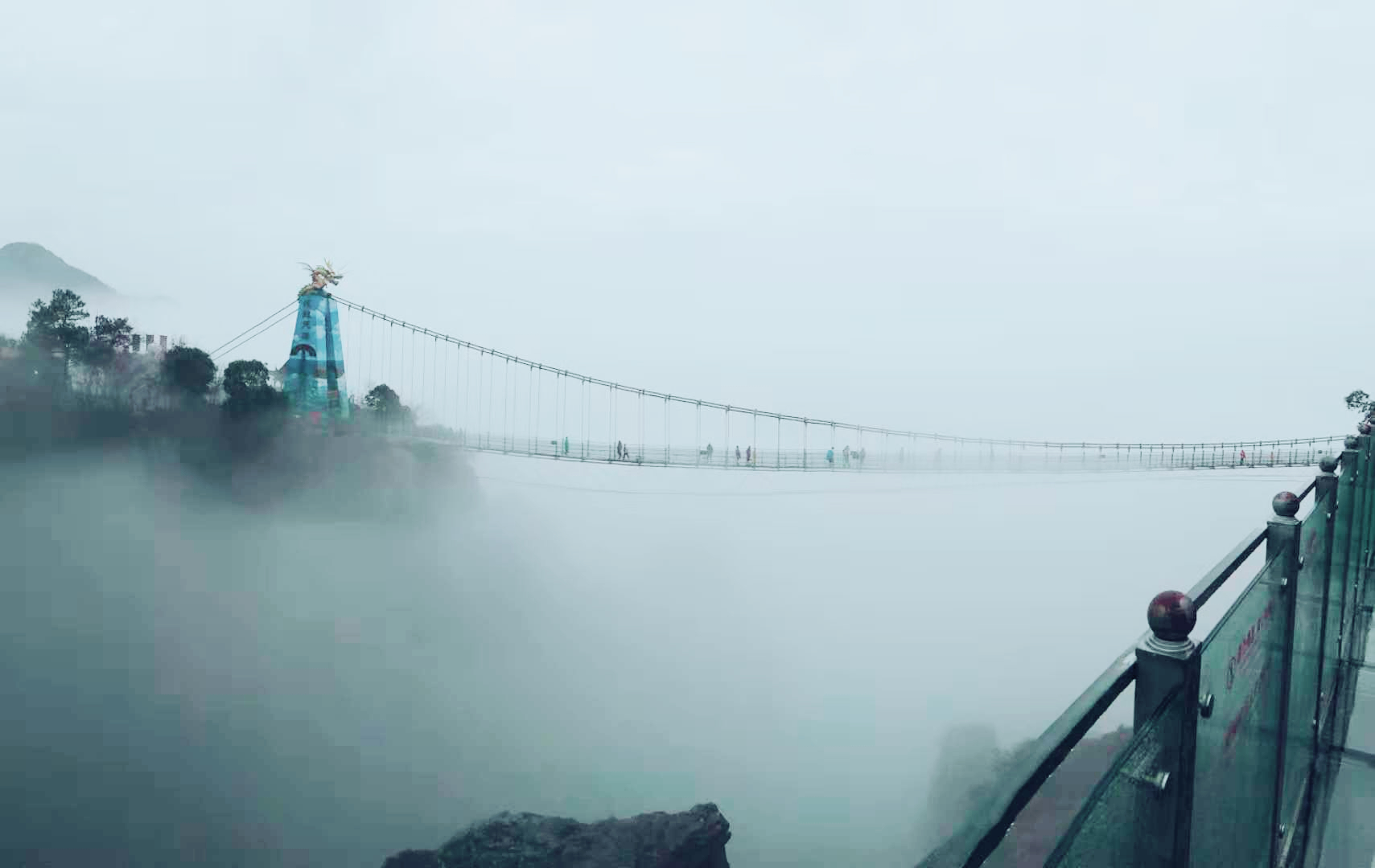 亚洲精品巨爆乳无码大乳巨