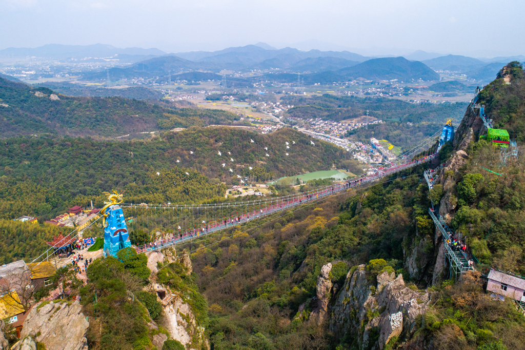 亚洲精品巨爆乳无码大乳巨