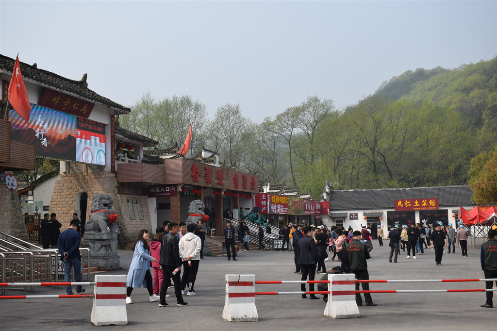 亚洲精品巨爆乳无码大乳巨