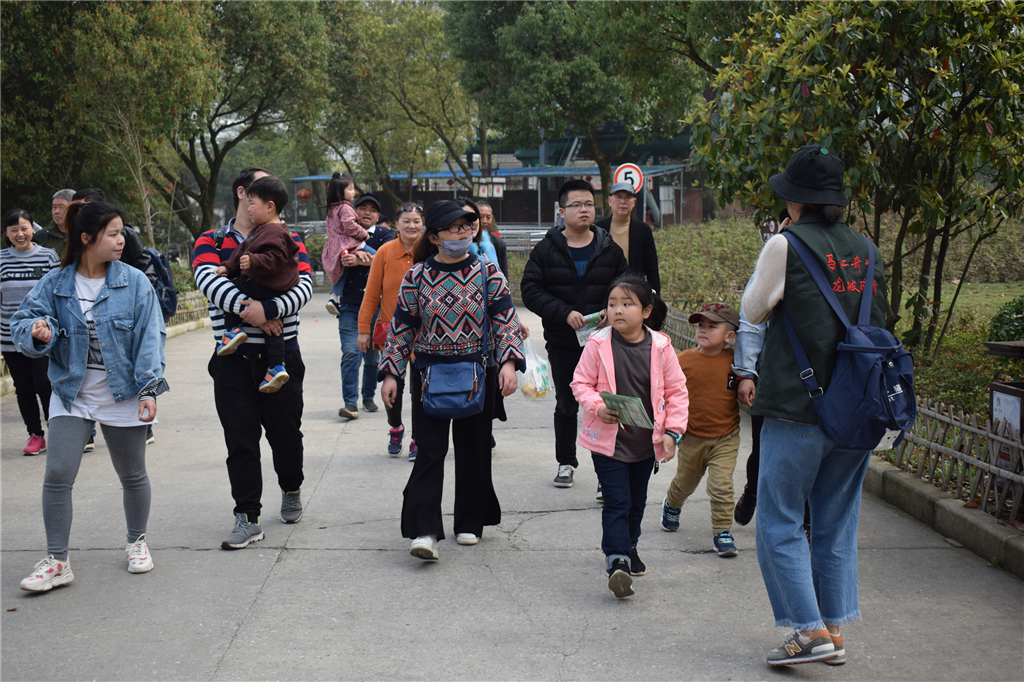 亚洲精品巨爆乳无码大乳巨