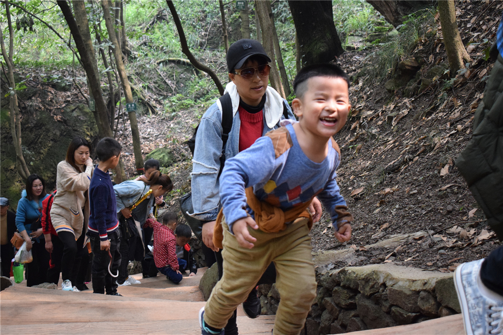 亚洲精品巨爆乳无码大乳巨