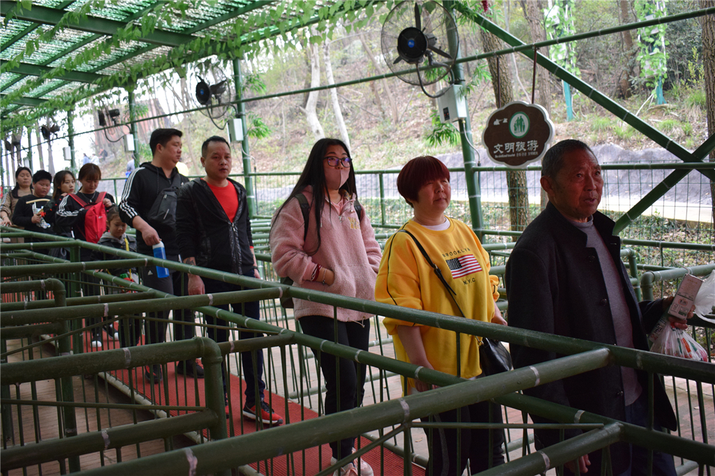 亚洲精品巨爆乳无码大乳巨