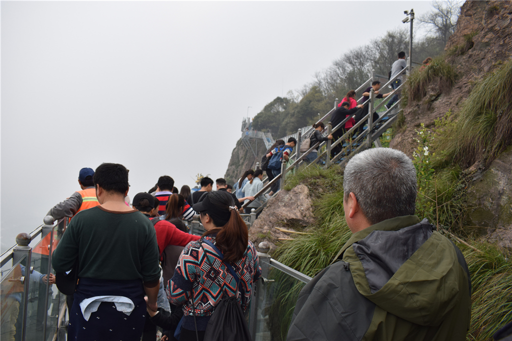 亚洲精品巨爆乳无码大乳巨