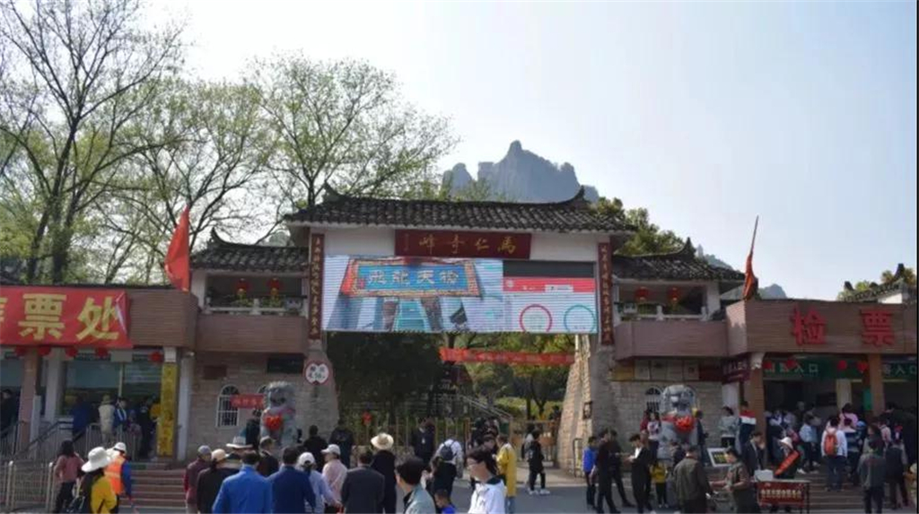 亚洲精品巨爆乳无码大乳巨