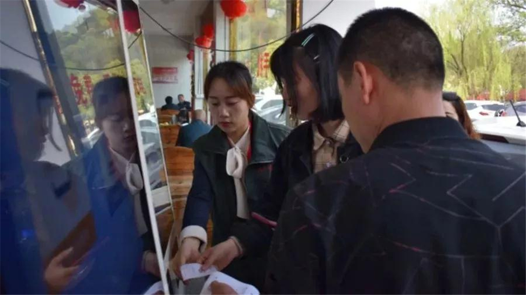 亚洲精品巨爆乳无码大乳巨