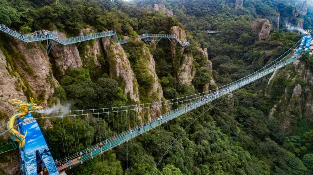 亚洲精品巨爆乳无码大乳巨