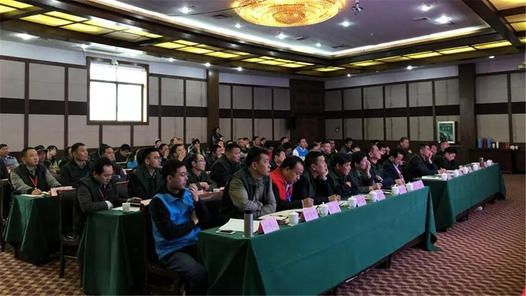 亚洲精品巨爆乳无码大乳巨