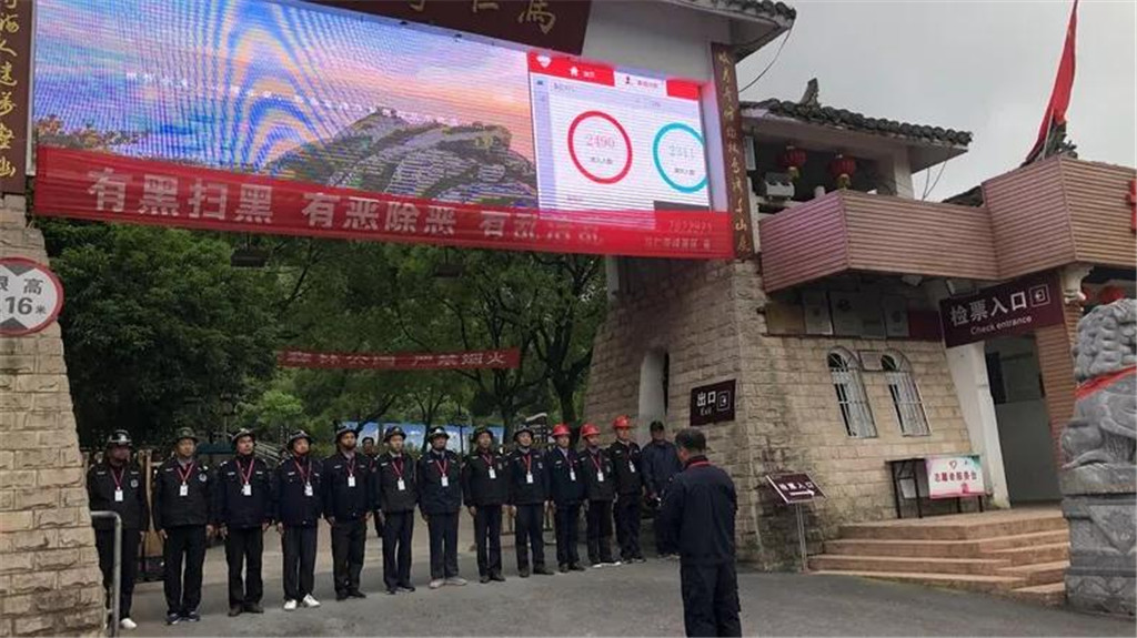 亚洲精品巨爆乳无码大乳巨