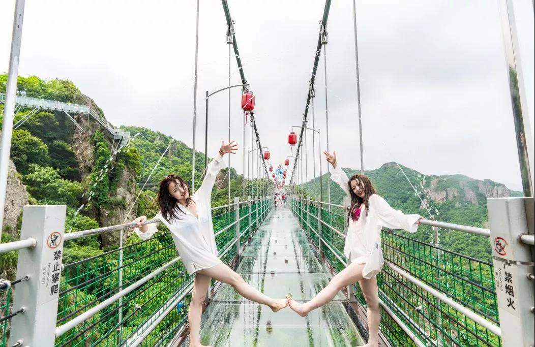 亚洲精品巨爆乳无码大乳巨