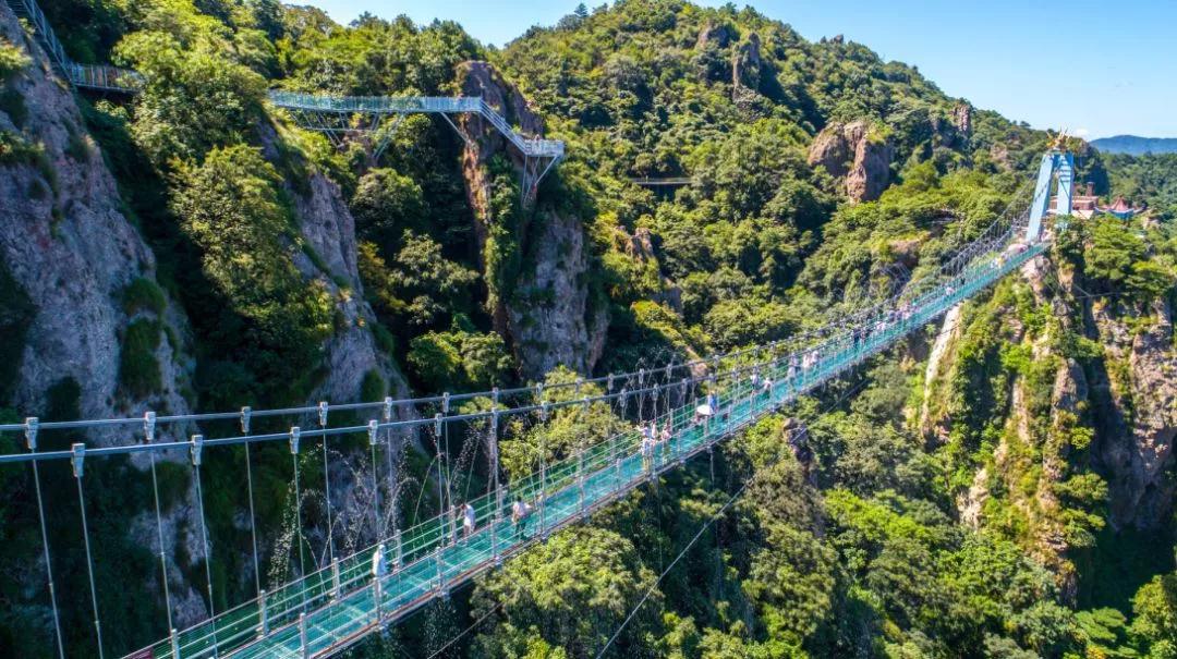 亚洲精品巨爆乳无码大乳巨