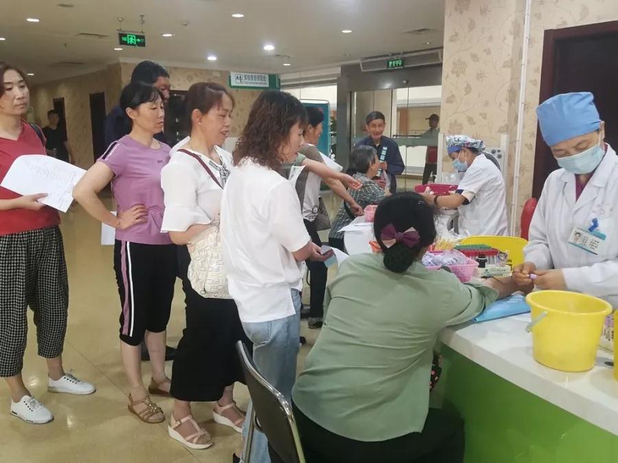 亚洲精品巨爆乳无码大乳巨