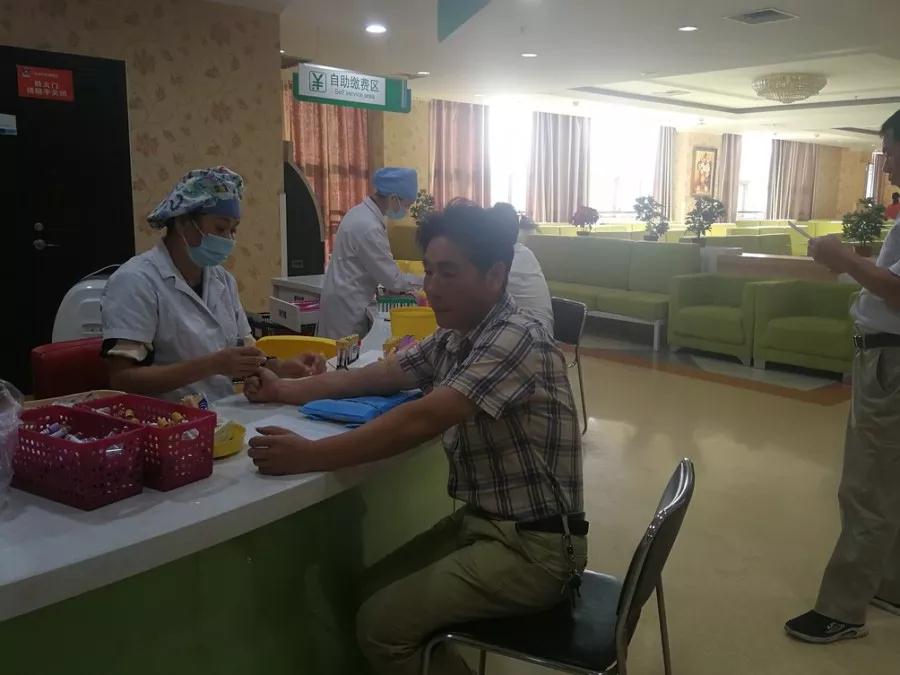 亚洲精品巨爆乳无码大乳巨