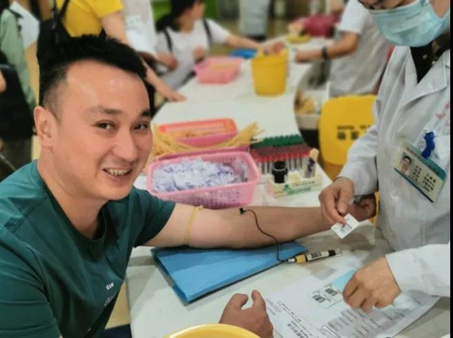 亚洲精品巨爆乳无码大乳巨