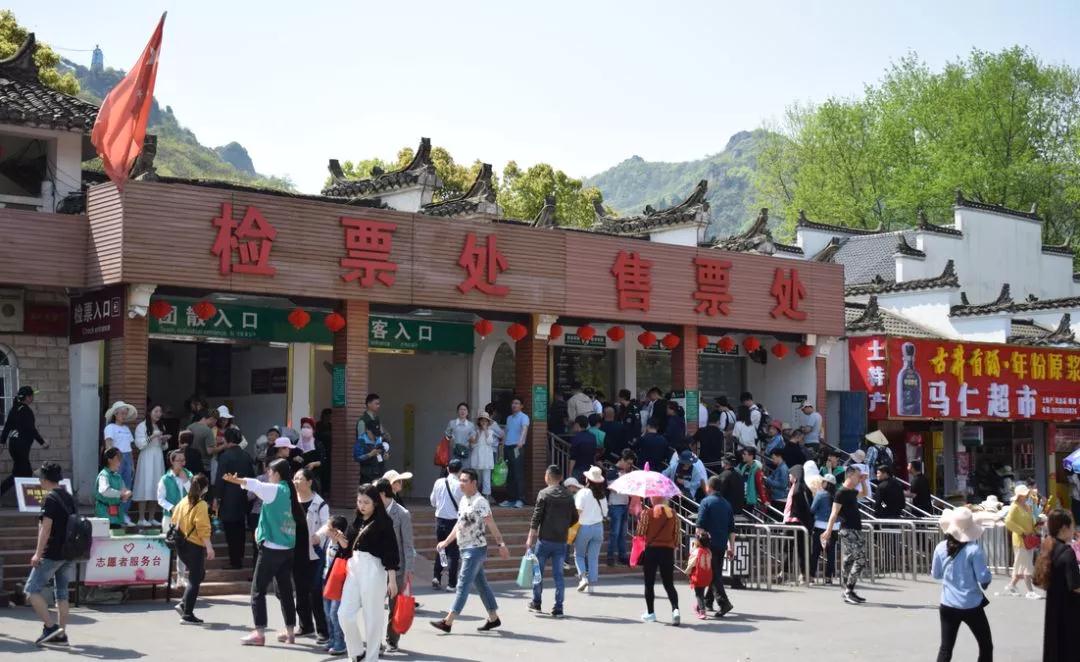 亚洲精品巨爆乳无码大乳巨