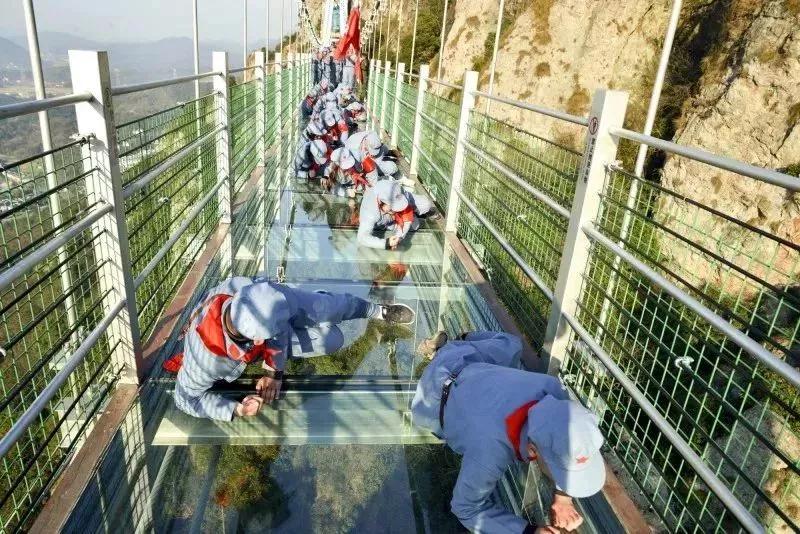 亚洲精品巨爆乳无码大乳巨