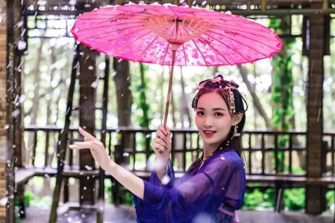 亚洲精品巨爆乳无码大乳巨