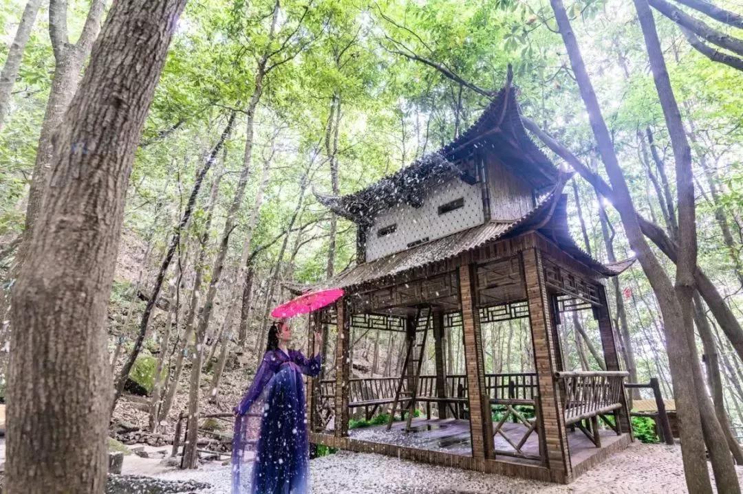 亚洲精品巨爆乳无码大乳巨