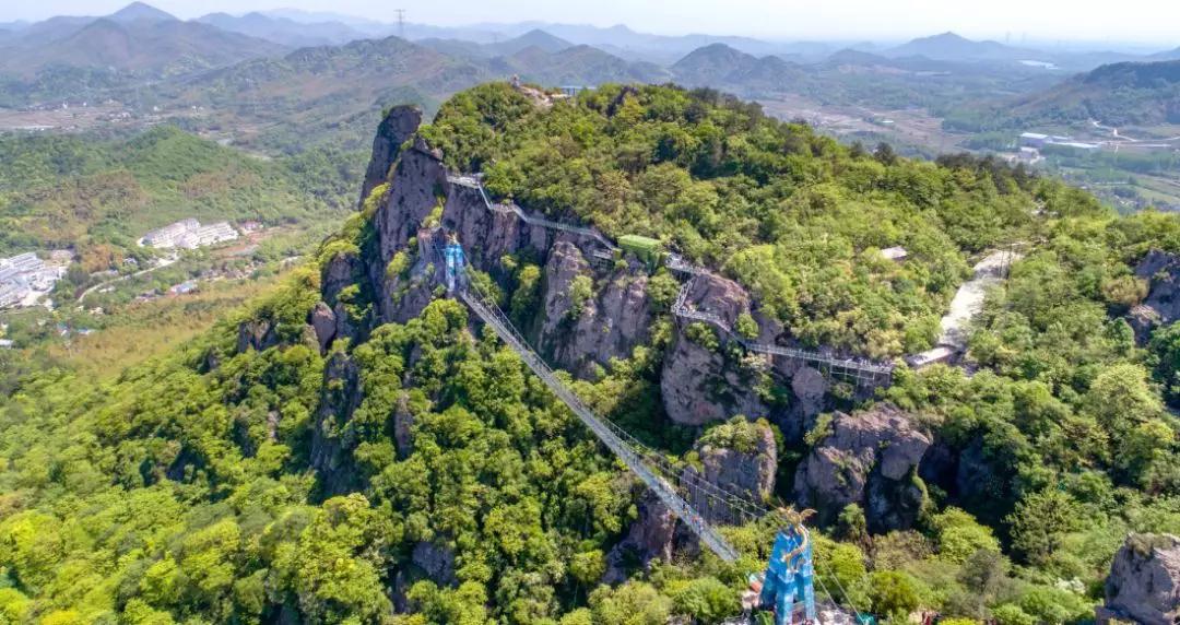 亚洲精品巨爆乳无码大乳巨