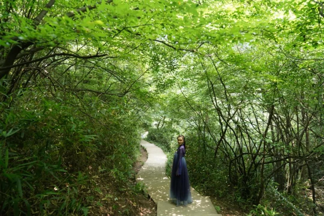 亚洲精品巨爆乳无码大乳巨