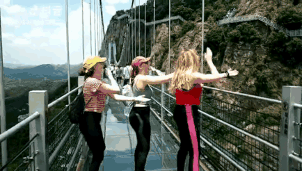 亚洲精品巨爆乳无码大乳巨