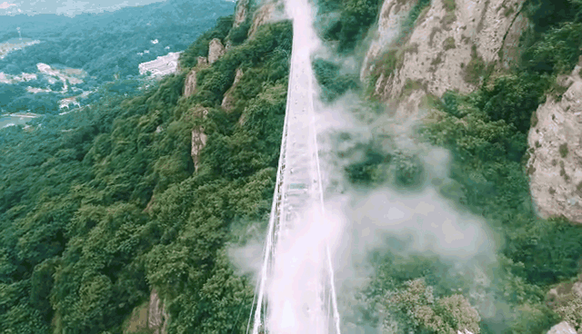 亚洲精品巨爆乳无码大乳巨