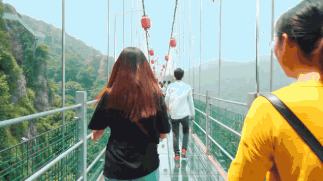 亚洲精品巨爆乳无码大乳巨