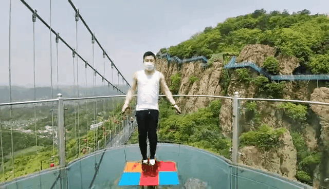 亚洲精品巨爆乳无码大乳巨