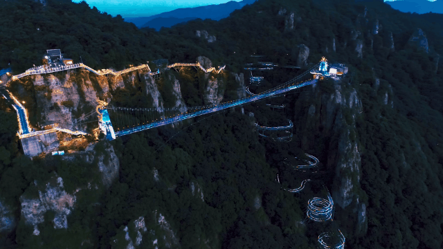 亚洲精品巨爆乳无码大乳巨