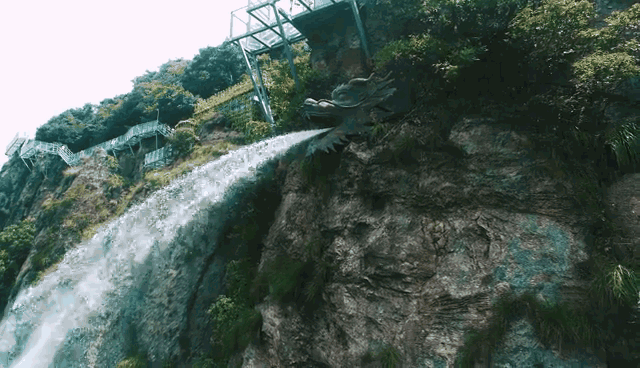 亚洲精品巨爆乳无码大乳巨