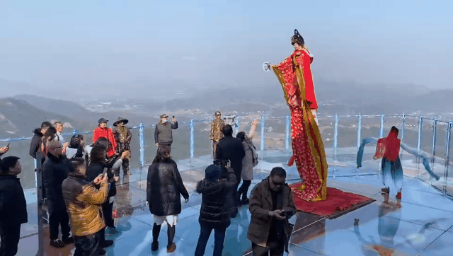 亚洲精品巨爆乳无码大乳巨