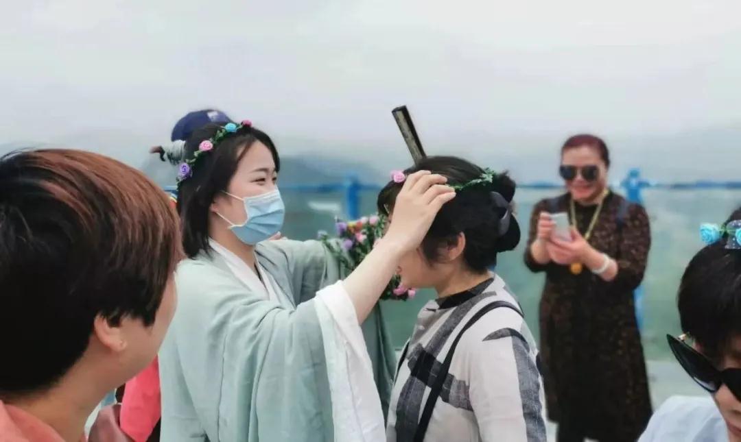 亚洲精品巨爆乳无码大乳巨