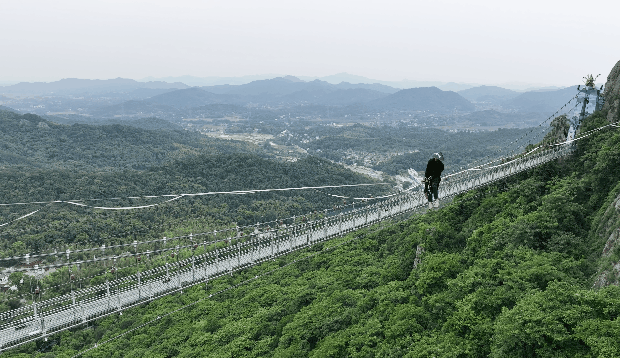 亚洲精品巨爆乳无码大乳巨