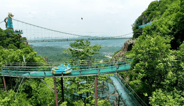 亚洲精品巨爆乳无码大乳巨