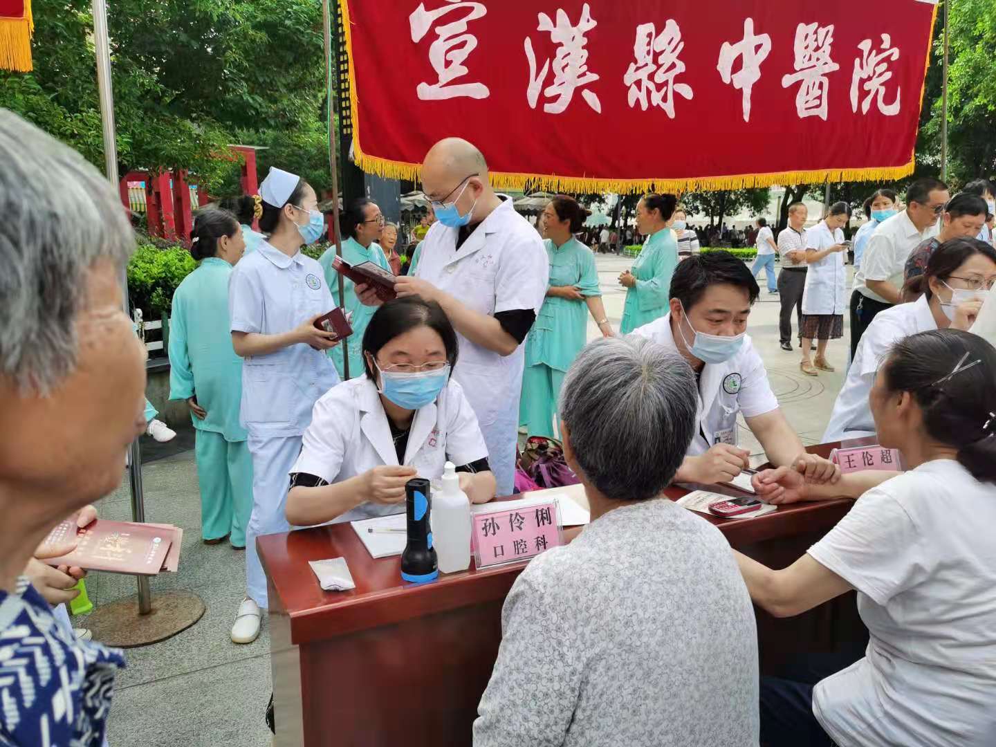 亚洲精品巨爆乳无码大乳巨