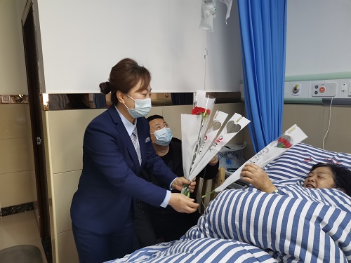亚洲精品巨爆乳无码大乳巨